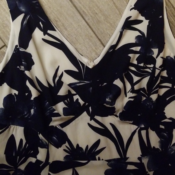 Floral print party dress - Picture 2 of 4